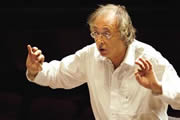 Entretien Philippe Herreweghe, directeur musical de l’Orchestre des
Champs-Elysées - Critique sortie Classique / Opéra