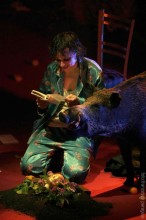 Le théâtre comme geste de survie - Critique sortie Avignon / 2010