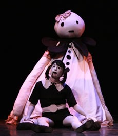 Les Contes de la petite fille moche - Critique sortie Théâtre