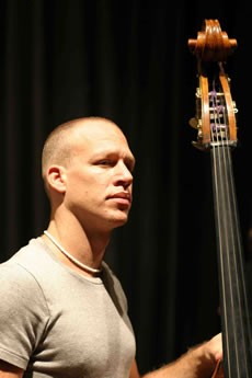 Avishai Cohen Trio - Critique sortie Jazz / Musiques