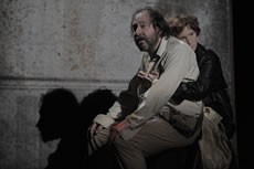 Vivant - Critique sortie Théâtre