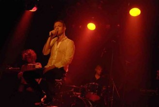 Tres, Miguel-Ange en concert - Critique sortie Avignon / 2009