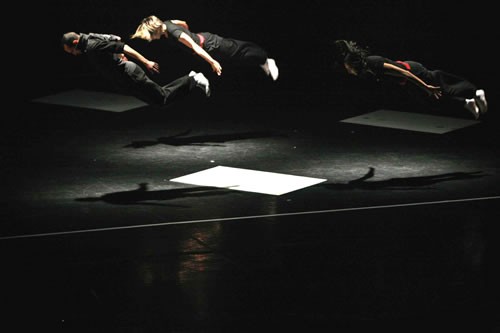 Trio et J’arrive ! - Critique sortie Avignon / 2009