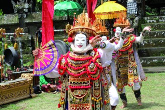 Une Nuit balinaise - Critique sortie Théâtre Sceaux Les Gémeaux