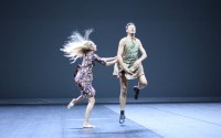 Racheter la mort des gestes - Critique sortie Danse Paris Théâtre de la Ville