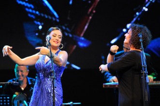 Les voix du rebetiko - Critique sortie Jazz / Musiques Paris Cabaret Sauvage