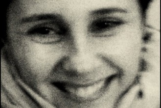 Anouk Grinberg / « C’est dedans que ça se passe » - Critique sortie Théâtre Paris Théâtre des Bouffes du Nord