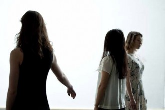 Douve - Critique sortie Danse Paris Atelier de Paris-Carolyn Carlson