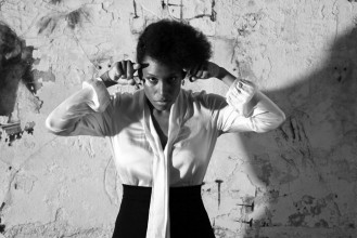 SANDRA NKAKÉ - Critique sortie Jazz / Musiques Bagneux Théâtre Victor-Hugo de Bagneux