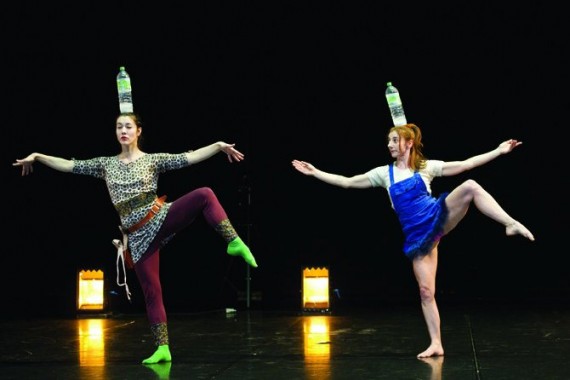 Cuisses de Grenouille - Critique sortie Danse Cergy-Centre L'APOSTROPHE - THEATRE DES ARTS