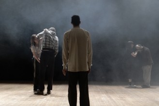 De quoi tenir jusqu&rsquo;à l&rsquo;ombre - Critique sortie Danse Paris Grande Halle de la Villette
