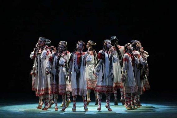 Centenaire du Sacre du printemps - Critique sortie Danse Paris Théâtre des Champs-Élysées