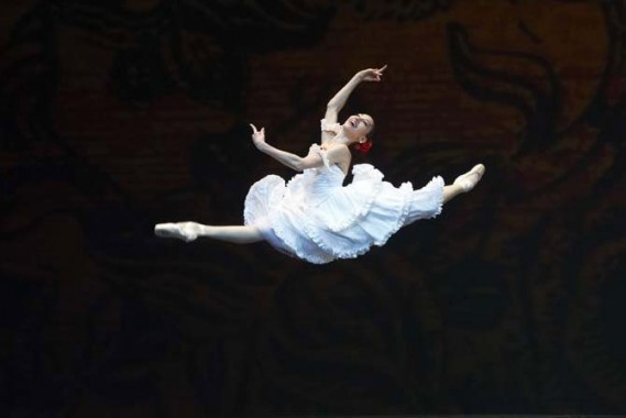 Les Étés de la danse - Critique sortie Danse Paris Théâtre du Châtelet
