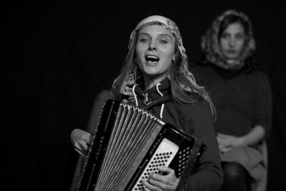 A la Périphérie - Critique sortie Théâtre Suresnes Théâtre de Suresnes Jean Vilar