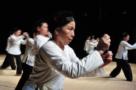 Sécheresse et pluie - Critique sortie Danse Evry Théâtre de l’Agora