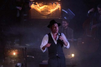 Welt - Critique sortie Avignon / 2014 Villeneuve-lès-Avignon les Jardins de l’Abbaye