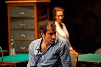 Rodolphe Dana / Jouer collectif - Critique sortie Théâtre Nantes Le Grand T