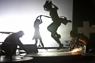 Rhapsodie démente - Critique sortie Danse Pontoise L'APOSTROPHE - THEATRE DES LOUVRAIS