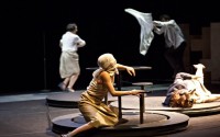 Rhapsodie démente - Critique sortie Danse Montreuil Nouveau Théâtre de Montreuil
