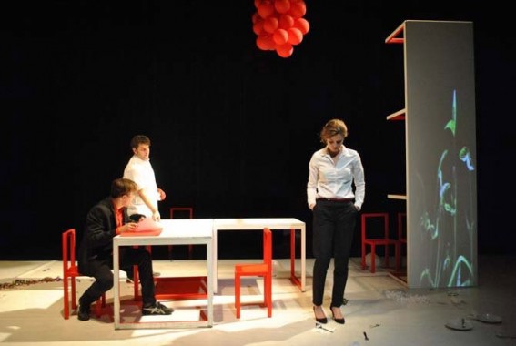 Love and money - Critique sortie Avignon / 2015 Avignon La Manufacture