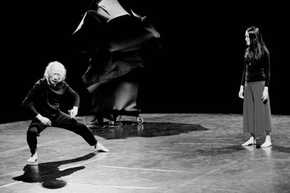 Je danse parce que je me méfie des mots - Critique sortie Danse Paris La Ménagerie de Verre