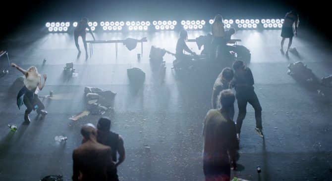 Crowd - Critique sortie Danse Strasbourg Maillon - Théâtre de Strasbourg - Scène européenne