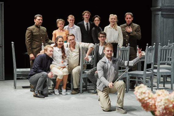 Les Trois Sœurs - Critique sortie Théâtre Paris Odéon-Théâtre de l’Europe - Ateliers Berthier