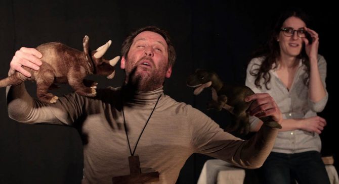 Tout le monde descend ! - Critique sortie Théâtre 75018 Paris Théâtre La Reine Blanche