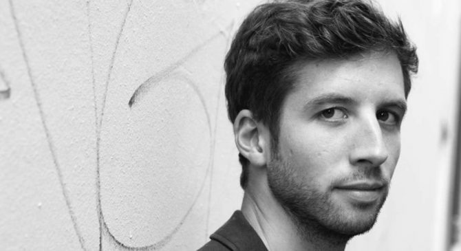 Guillaume Poix, lauréat du prix Scenic Youth - Critique sortie Théâtre Béthune Comédie de Béthune - Centre dramatique national Nord - Pas-de-Calais.