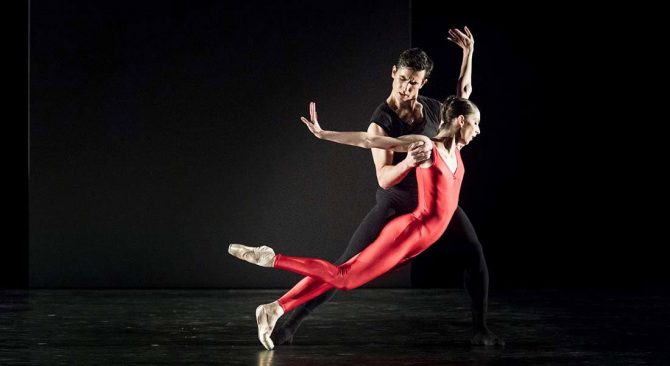 Ballet de l’Opéra de Lyon - Critique sortie Danse Paris Théâtre de la Ville - Espace Pierre Cardin