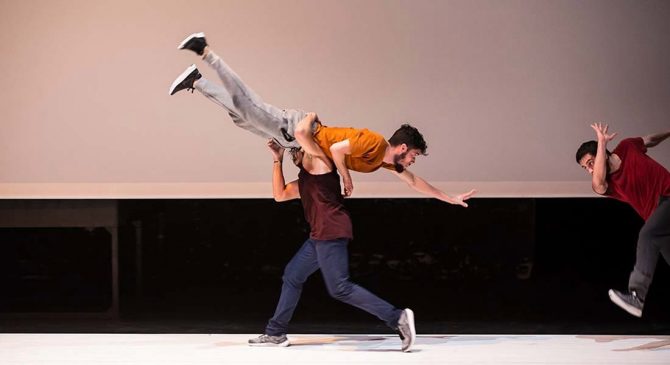 Les Danses Abritées - Critique sortie Danse Bezons Théâtre Paul Eluard