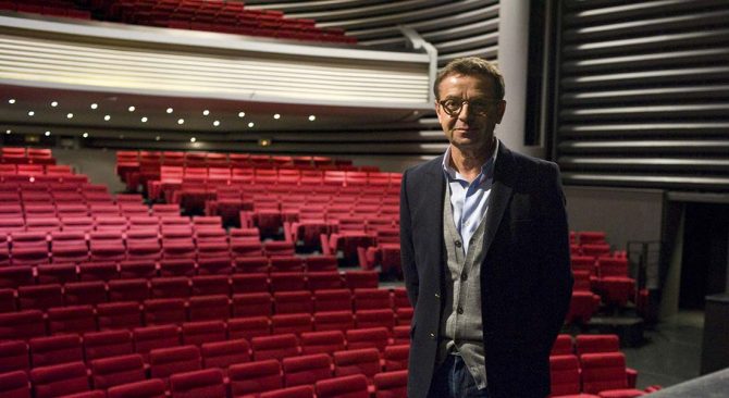Une saison qui conjugue découvertes et fidélités - Critique sortie Théâtre Nîmes Théâtre de Nîmes