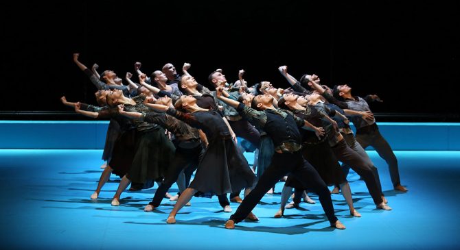 En tournée - Critique sortie Danse Biarritz Centre Chorégraphique national de Nouvelle-Aquitaine en Pyrénées-Atlantique