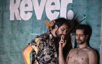 Christophe Honoré revient dans Les Idoles sur une période récente de notre Histoire. - Critique sortie Théâtre Paris Odéon-Théâtre de l’Europe