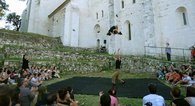 Patrimoine en mouvement - Critique sortie Cirque Aix-en-Provence CIAM-Centre International des Arts en Mouvement