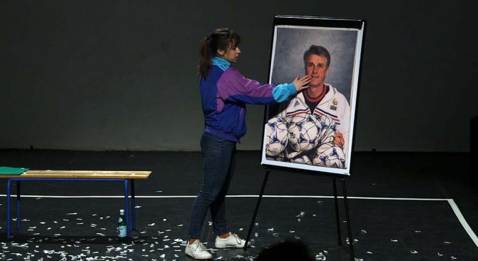 Le Syndrome du banc de touche - Critique sortie Théâtre Paris Théâtre de Belleville