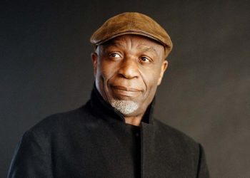 Carte blanche à Ray Lema - Critique sortie Jazz / Musiques Paris La Petite Halle