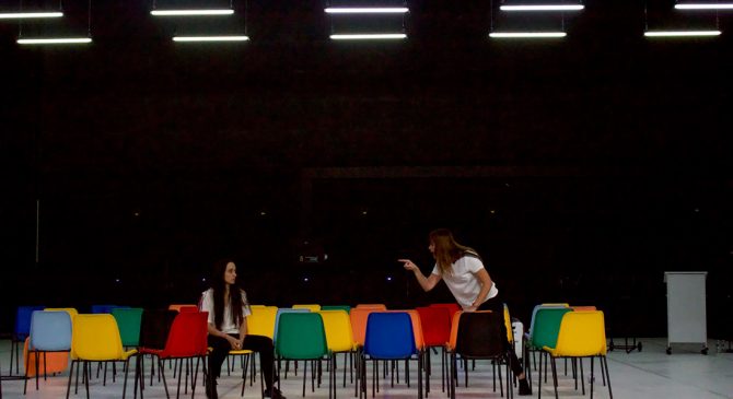 Sœurs (Marina & Audrey) - Critique sortie Théâtre Paris Théâtre des Bouffes du Nord