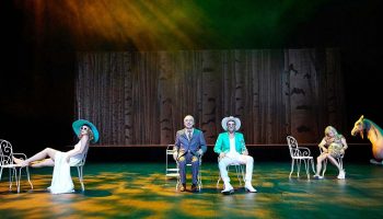 Ervart ou les derniers jours de Frédéric Nietzsche de Hervé Blutsch mes Laurent Fréchuret - Critique sortie Théâtre Paris Théâtre du Rond-Point