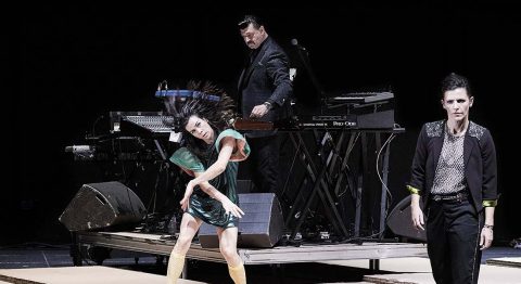 Alban Richard  crée Fix me - Critique sortie Danse Paris Chaillot - Théâtre national de la danse