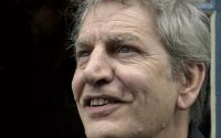 Antigone 82, Jean-Paul Wenzel a adapté avec Arlette Namiand Le Quatrième Mur de Sorj Chalandon - Critique sortie Théâtre Paris Théâtre de l'Epée de bois