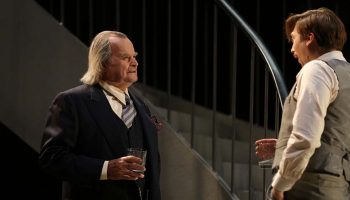 Yves Beaunesne revient à Marivaux avec Le Prince travesti - Critique sortie Théâtre Malakoff Théâtre 71