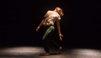 Today – FORWARD, soirée soli avec les chorégraphes Laurence Yadi et Edouard Hue - Critique sortie Danse Paris Centre culturel suisse