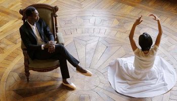 Amala Dianor présente sa nouvelle création The falling stardust - Critique sortie Danse Strasbourg Théâtre de Hautepierre