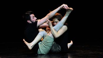 Compact / Diagnostic F20.9 de Jann Gallois - Critique sortie Danse Paris Chaillot - Théâtre national de la danse