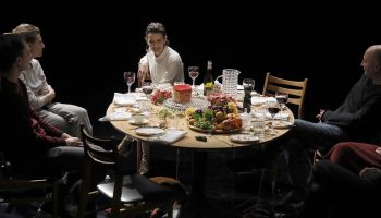 Girls and Boys de Dennis Kelly par Mélanie Leray - Critique sortie Théâtre Paris Théâtre du Petit Saint-Martin