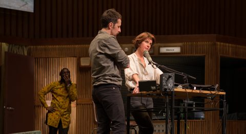 Retour à Reims de Didier Eribon par Thomas Ostermeier - Critique sortie Théâtre Cergy Nouvelle scène nationale de Cergy - Théâtre des Arts