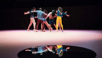 Songlines de Joanne Leighton - Critique sortie Danse Paris Le Carreau du Temple