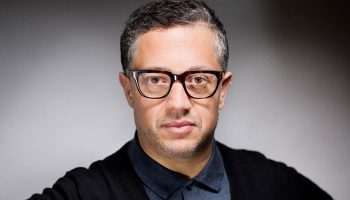 Amour-s, Lorsque l&rsquo;amour vous fait signe, suivez-le…, chorégraphie de  Radhouane El Meddeb - Critique sortie Danse Montreuil Théâtre Bertelot