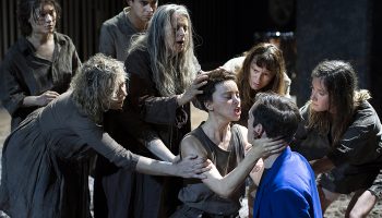 Electre / Oreste d’Euripide, mis en scène par Ivo van Hove - Critique sortie Théâtre Paris Comédie-Française